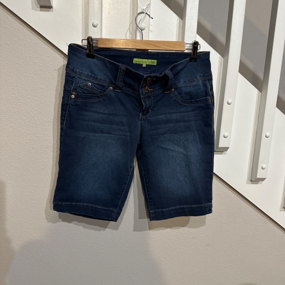 Jeans shorts by YMI - Picture 2 of 6